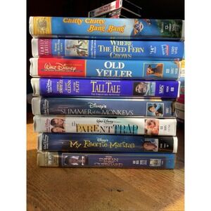 Vintage Set Of 8 - Disney & Classic VHS - Like New To Very Good Condition Family